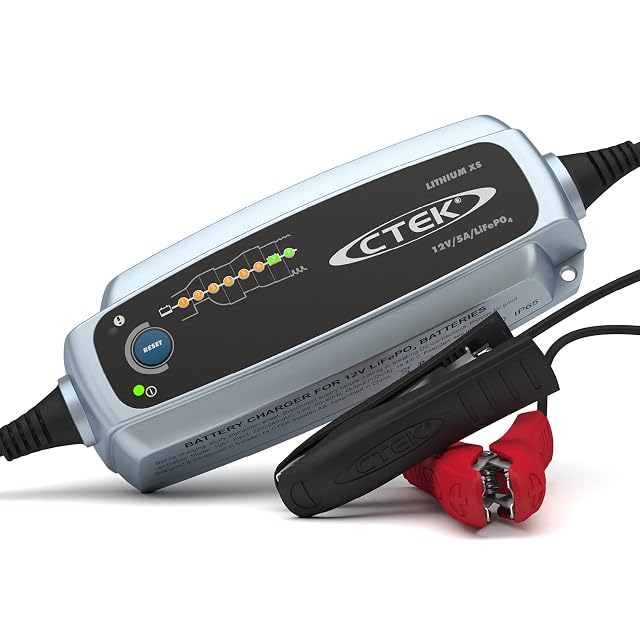 Cargador de batería CTEK Lithium XS para baterías LiFePO4